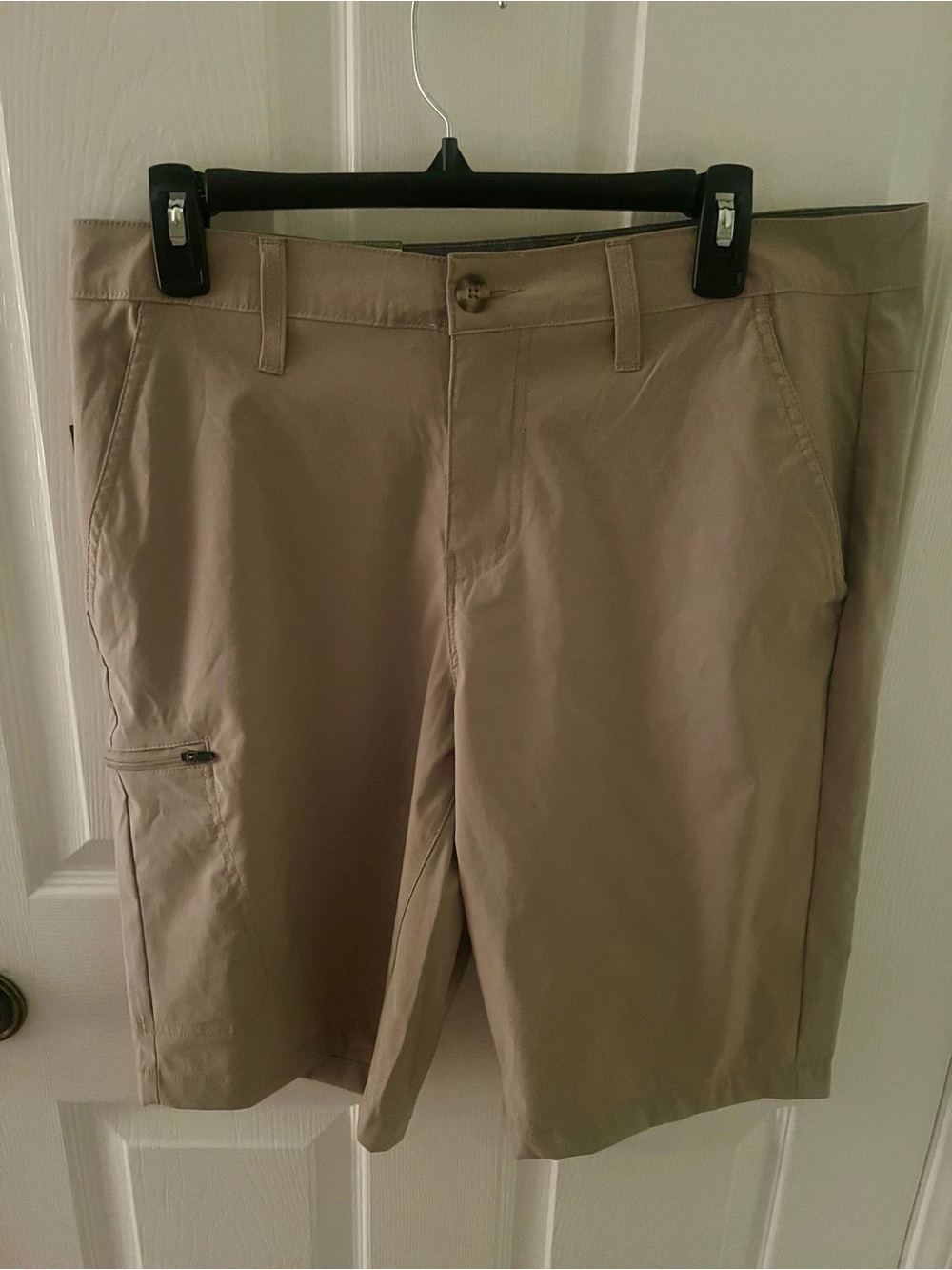 Eddie Bauer Size 34 Men’s Cargo Zipper Shorts